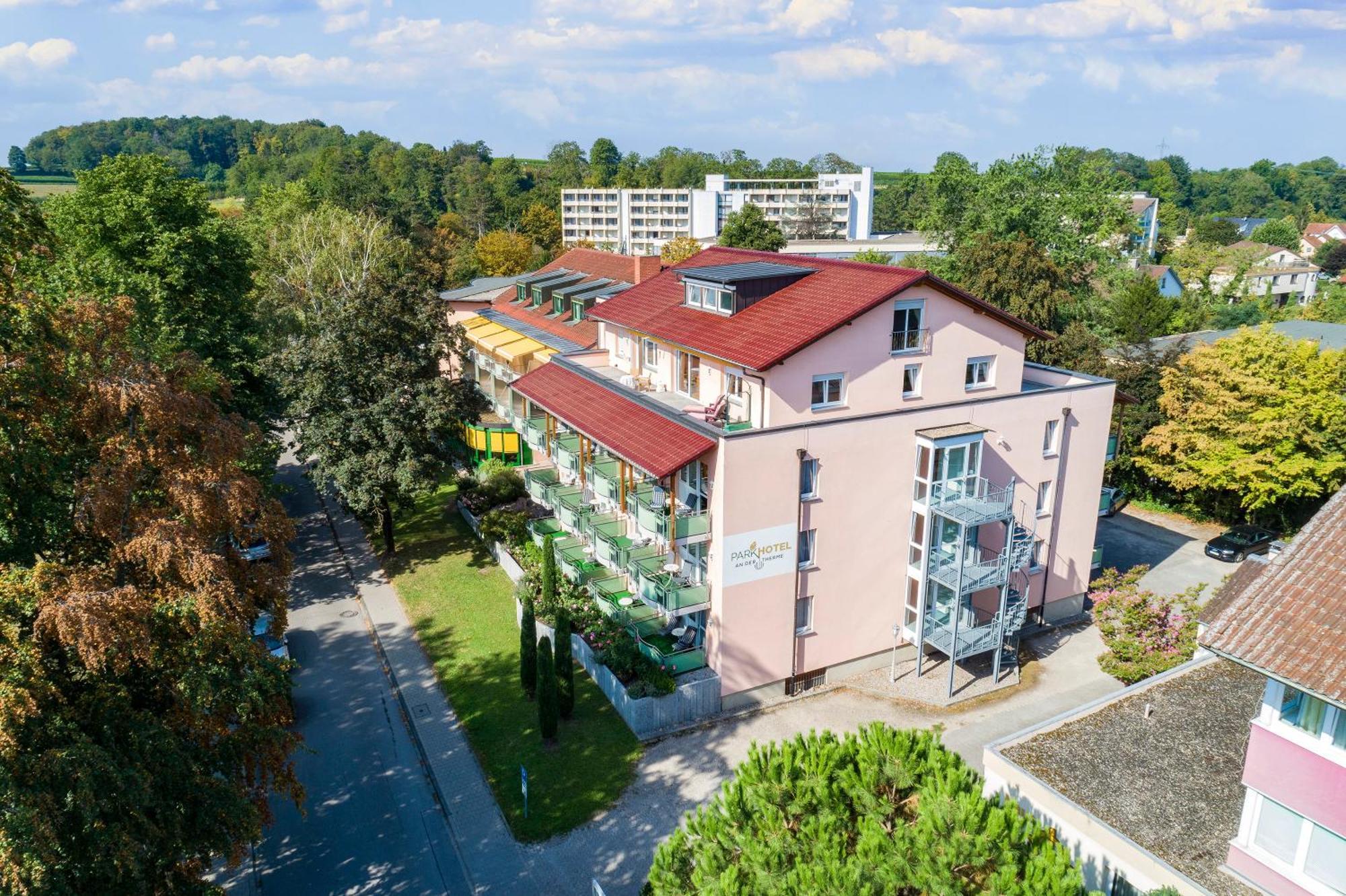Parkhotel An Der Therme Bad Krozingen Bagian luar foto