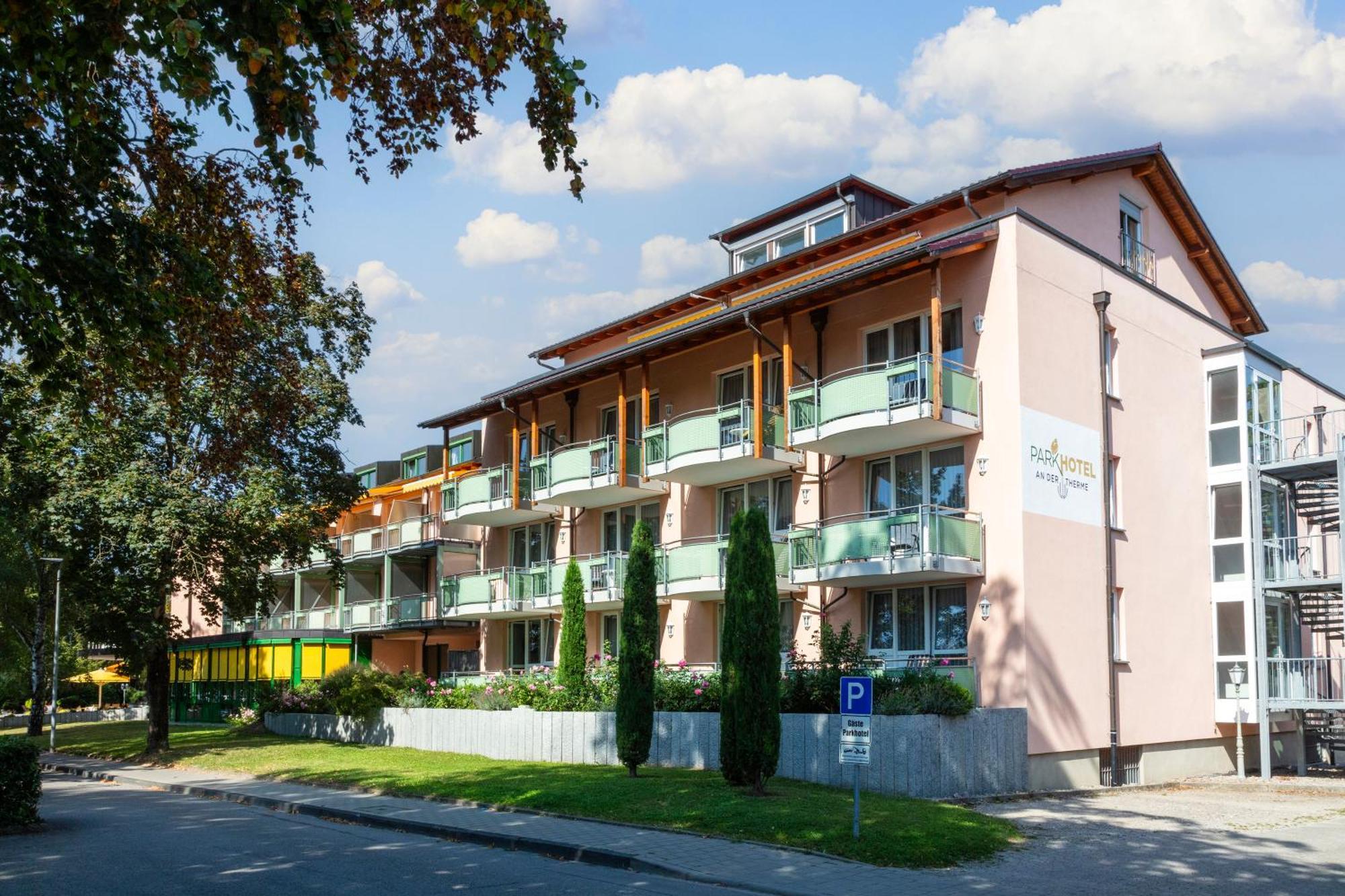 Parkhotel An Der Therme Bad Krozingen Bagian luar foto