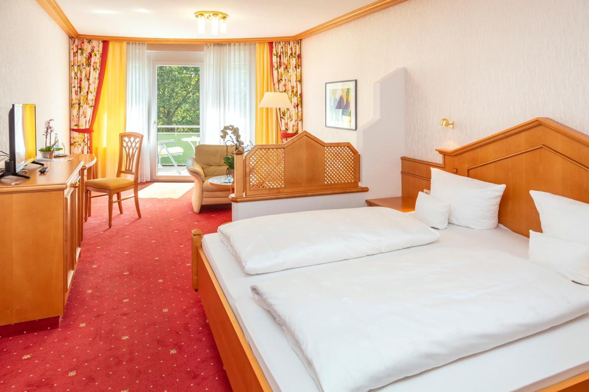 Parkhotel An Der Therme Bad Krozingen Bagian luar foto